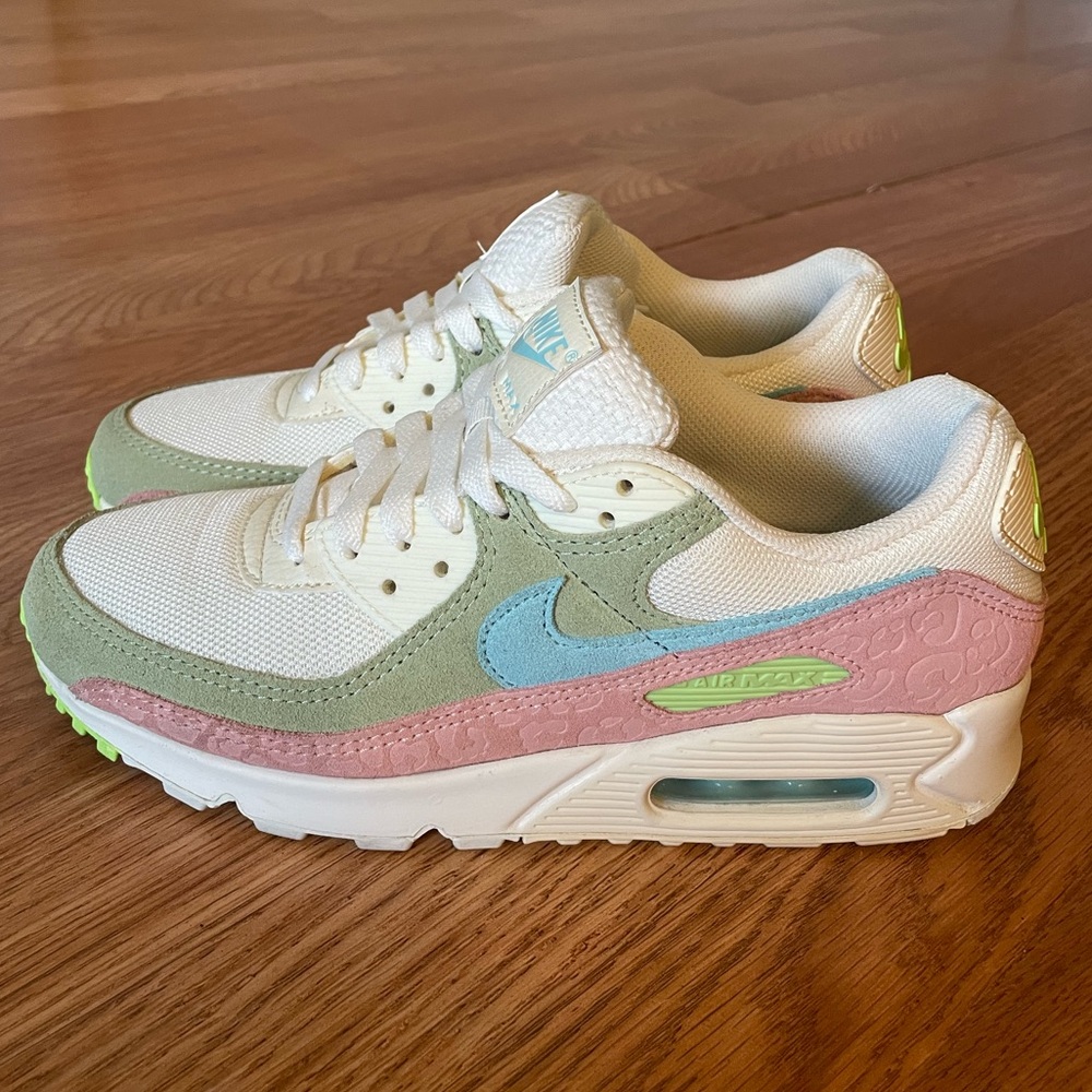 Nike Wmns Air Max 90 'Easter Leopard' sneaker - Picture 3 of 6
